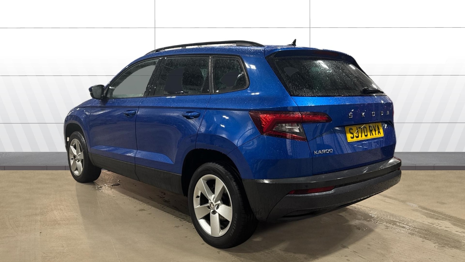 Used Skoda Karoq 2020 for sale - 77288934: Photo 2