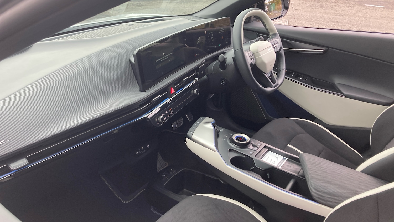 Used Kia EV6 2025 for sale - 76340472: Photo 9