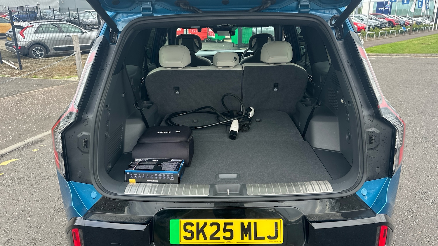 Used Kia EV9 2025 for sale - 76036603: Photo 4
