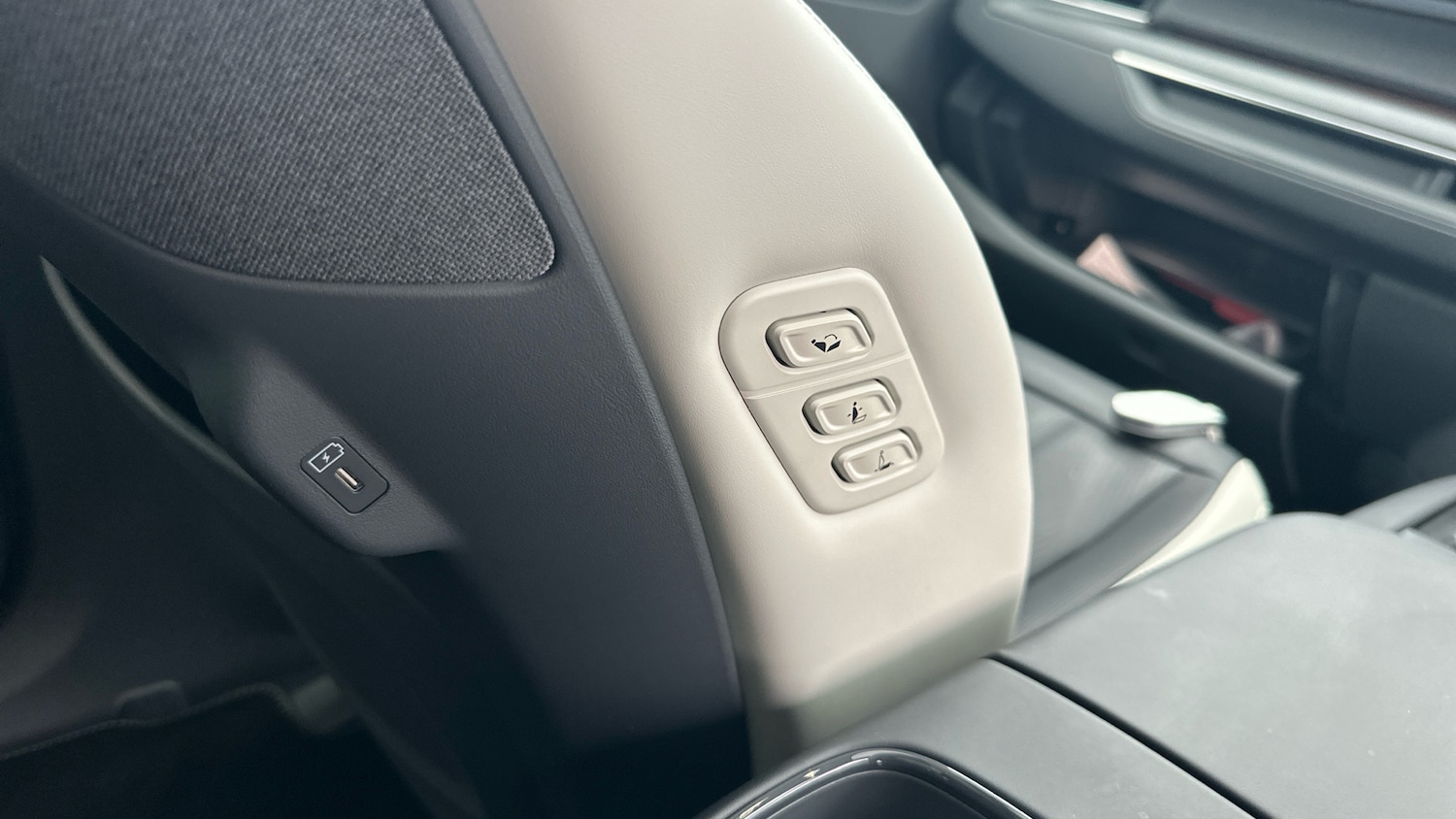 Used Kia EV9 2025 for sale - 76036603: Photo 43