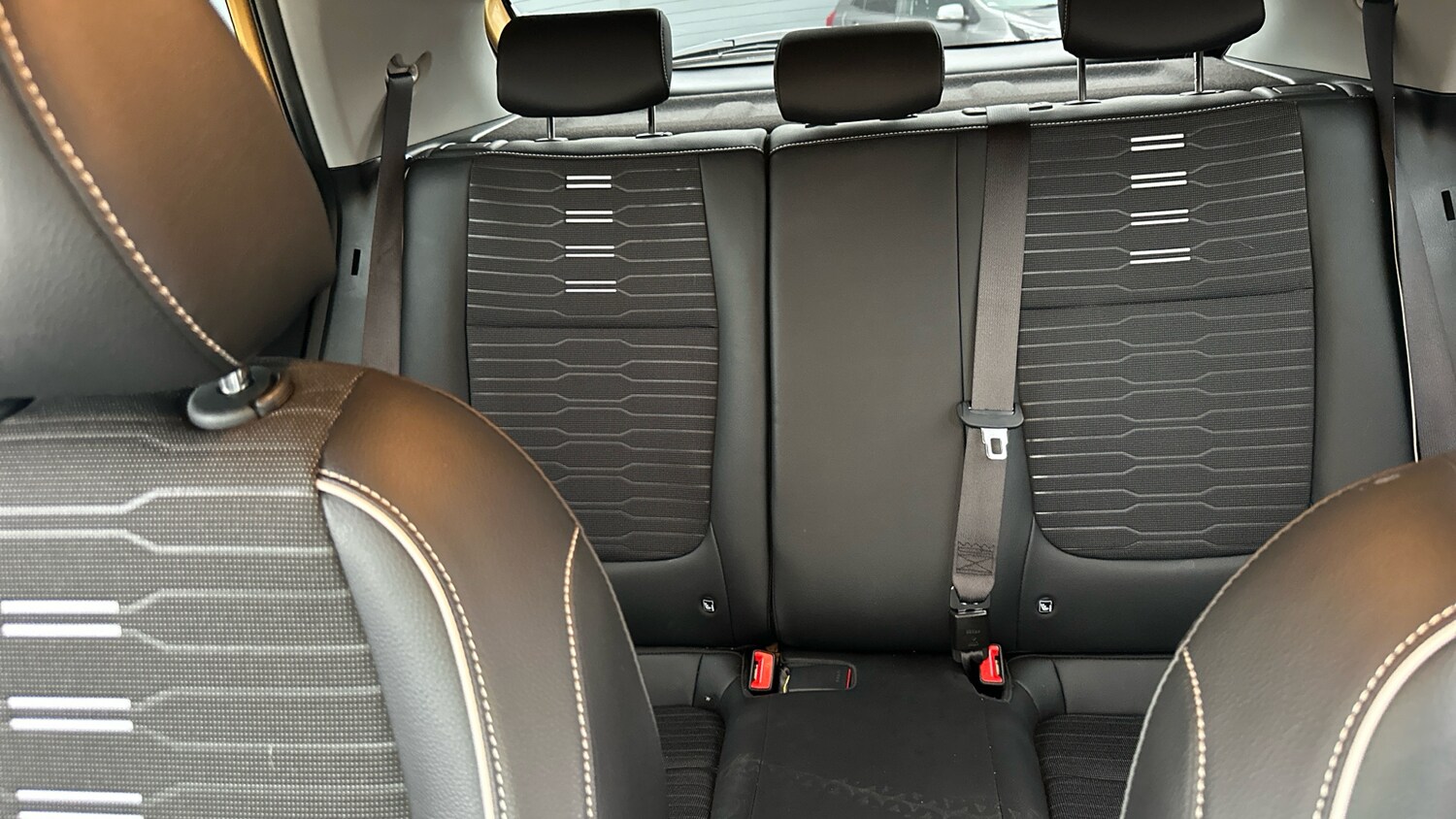 Used Kia Stonic 2025 for sale - 76164419: Photo 15