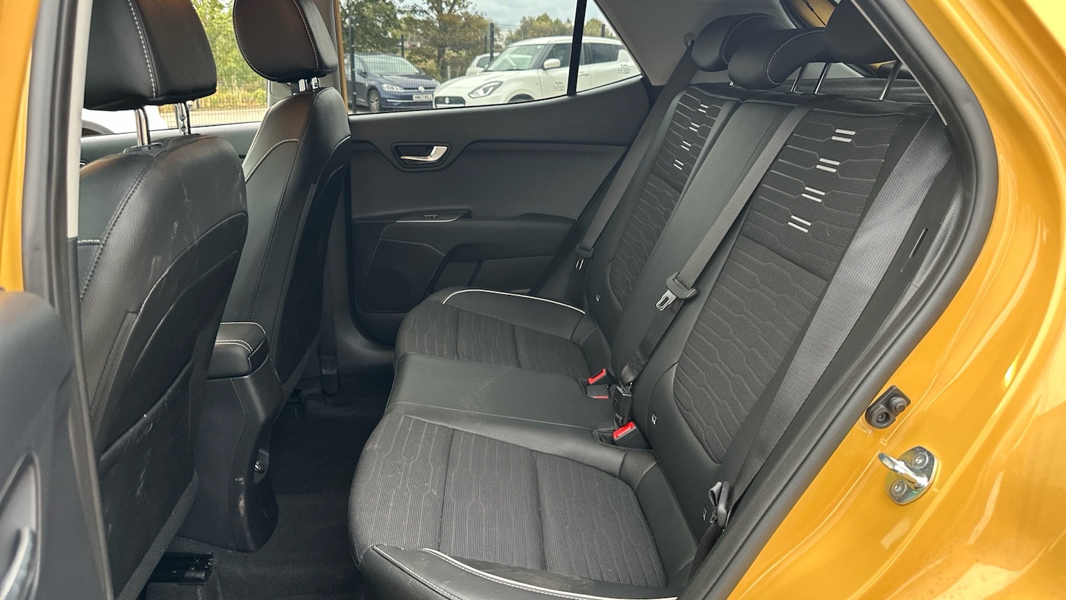 Used Kia Stonic 2025 for sale - 76164419: Photo 16