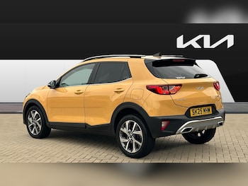 Used Kia Stonic 2025 for sale - 76164419: Photo 2