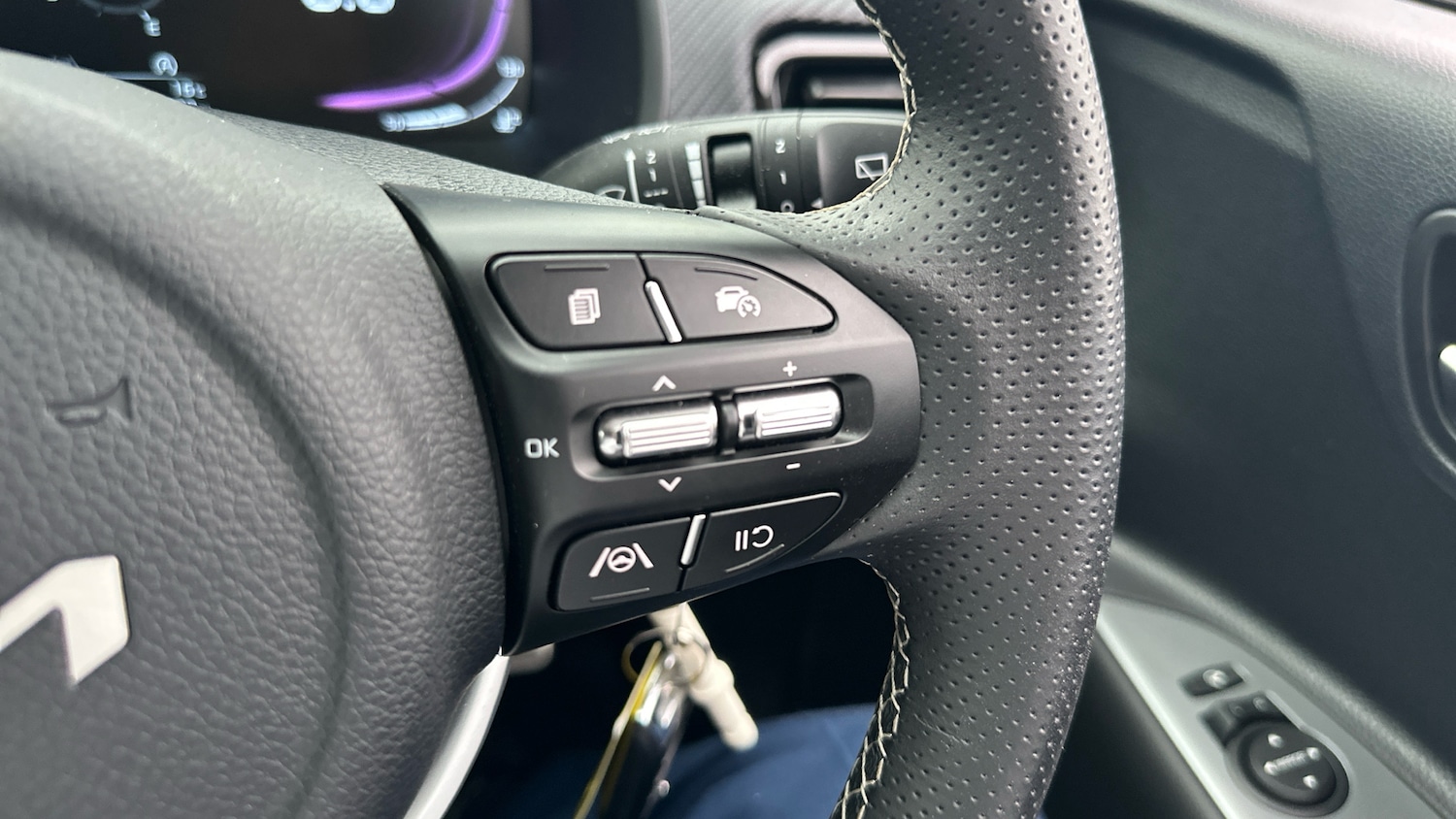 Used Kia Stonic 2025 for sale - 76164419: Photo 37
