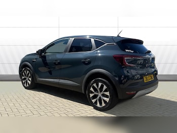 Used Renault Captur 2023 for sale - 79154419: Photo