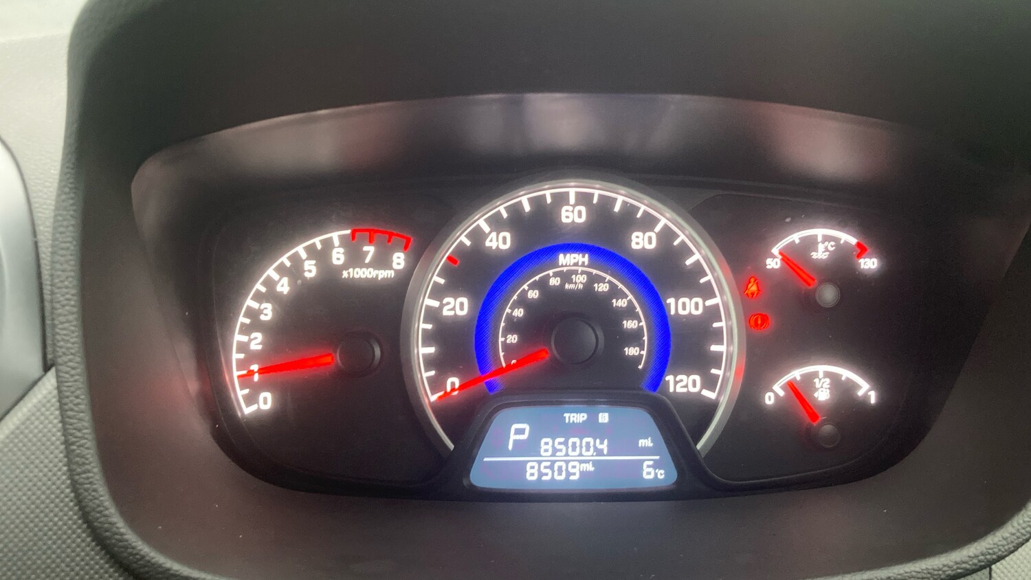 Used Hyundai i10 2019 for sale - 77720949: Photo 18