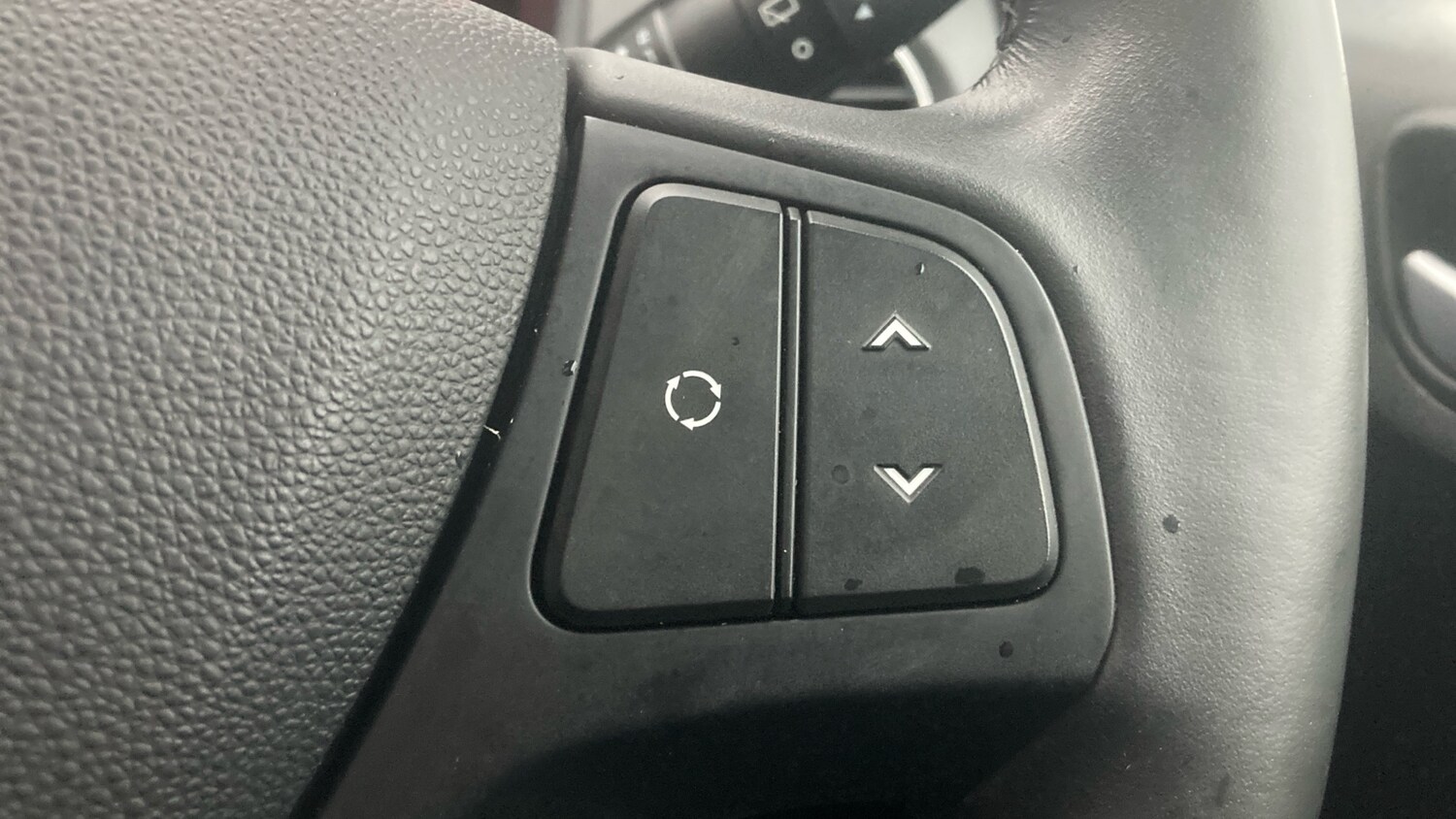 Used Hyundai i10 2019 for sale - 77720949: Photo 31