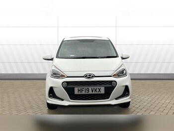 Used Hyundai i10 2019 for sale - 77720949: Photo