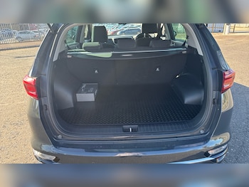 Used Kia Sportage 2021 for sale - 76045941: Photo