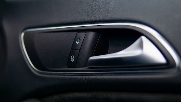 Used Mercedes-Benz CLA 2016 for sale - 76210061: Photo 43