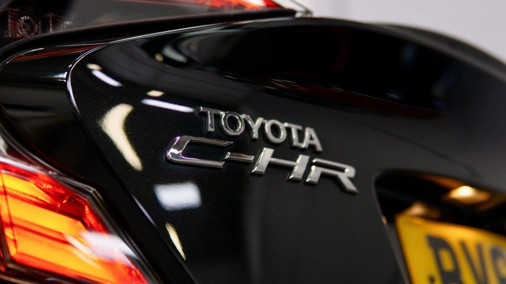 Used Toyota C-HR 2019 for sale - 78110600: Photo 17