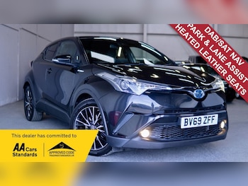 Used Toyota C-HR 2019 for sale - 78110600: Photo