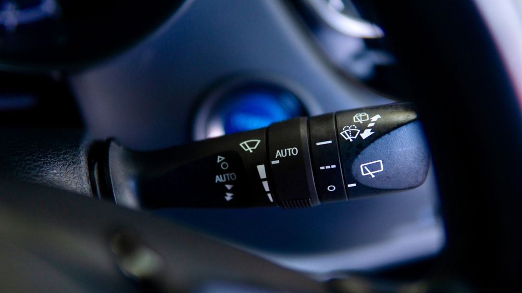 Used Toyota C-HR 2019 for sale - 78110600: Photo 31