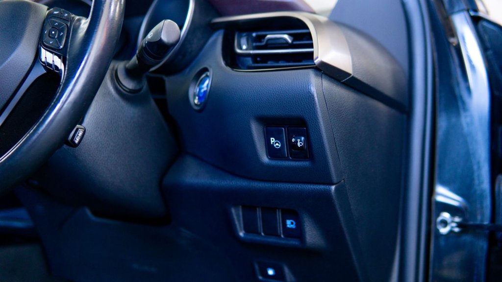 Used Toyota C-HR 2019 for sale - 78110600: Photo 47