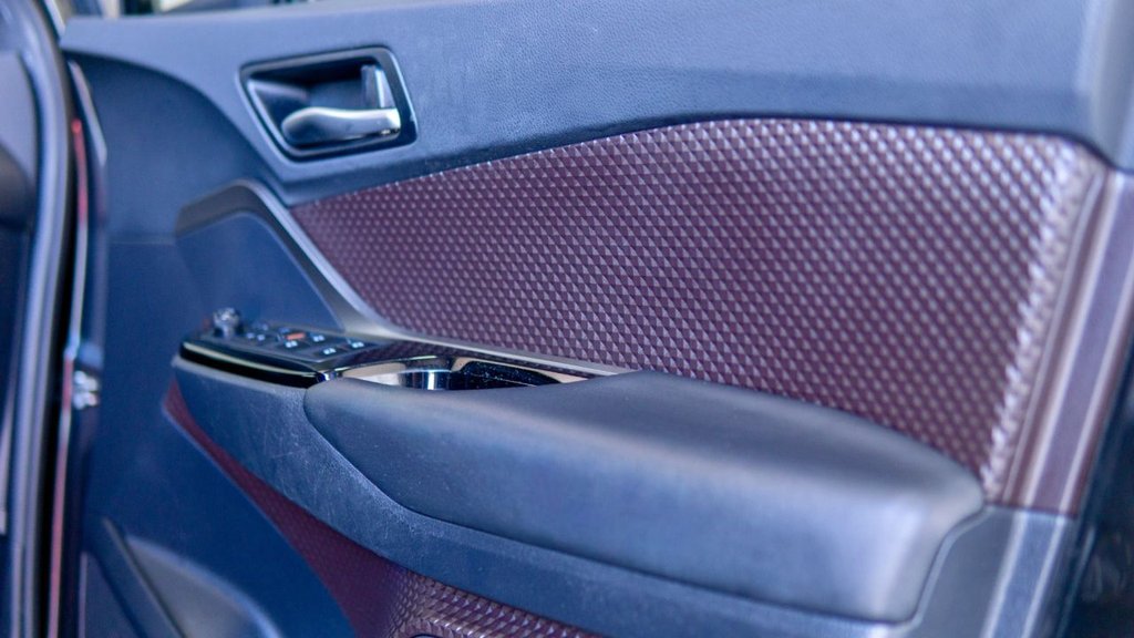 Used Toyota C-HR 2019 for sale - 78110600: Photo 49