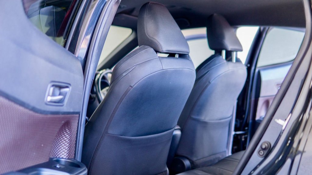 Used Toyota C-HR 2019 for sale - 78110600: Photo 50