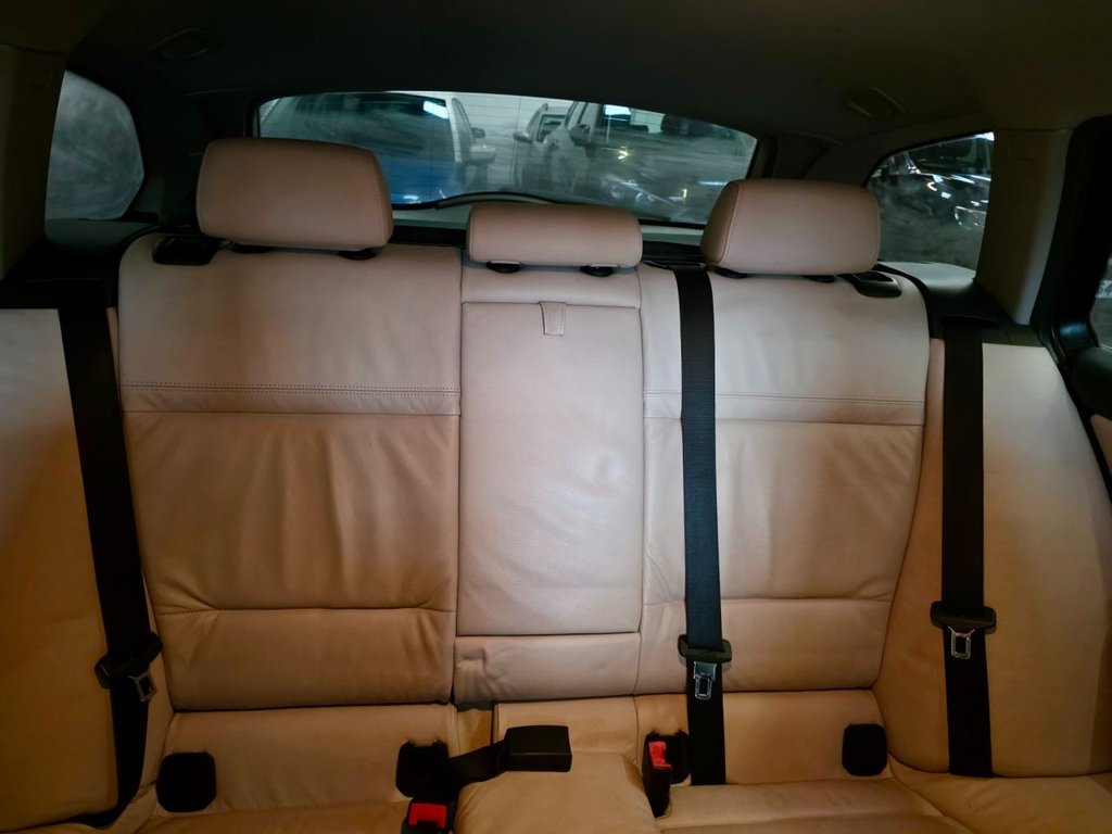 Used BMW 3 Series 2011 for sale - 76848239: Photo 14