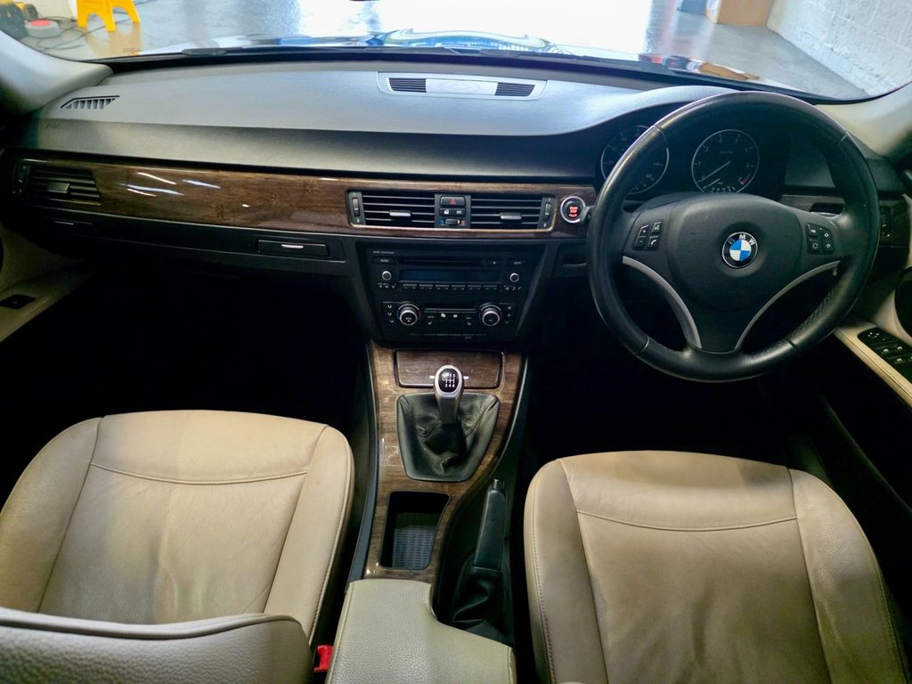 Used BMW 3 Series 2011 for sale - 76848239: Photo 15