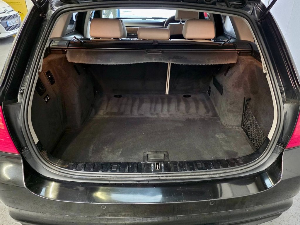 Used BMW 3 Series 2011 for sale - 76848239: Photo 19