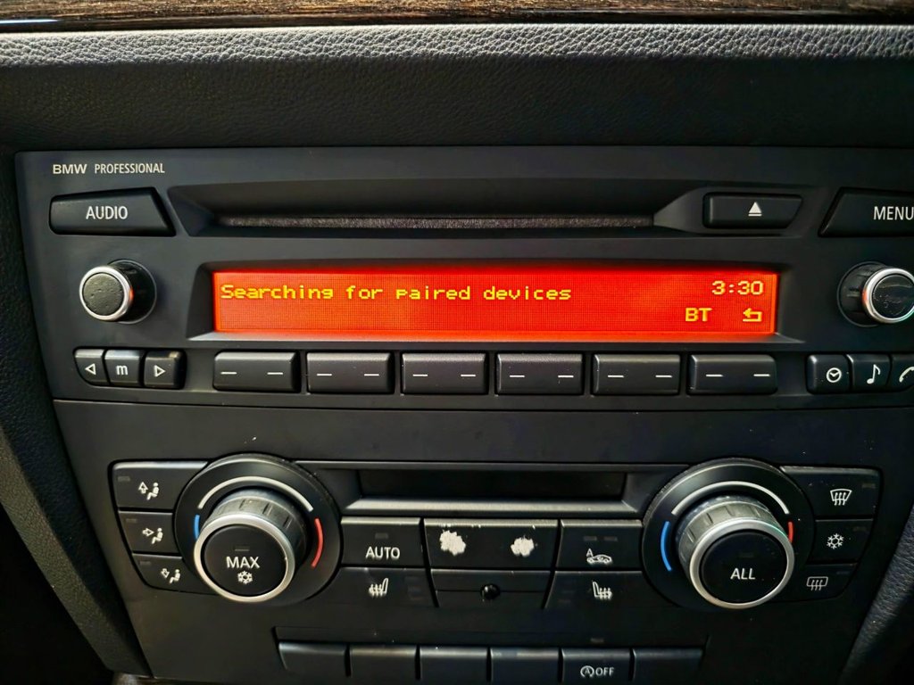 Used BMW 3 Series 2011 for sale - 76848239: Photo 23