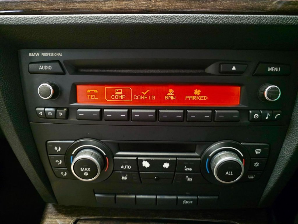 Used BMW 3 Series 2011 for sale - 76848239: Photo 24