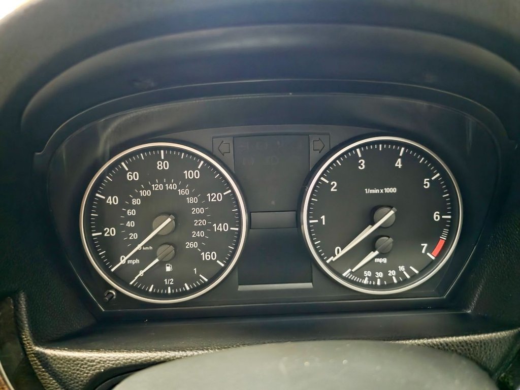 Used BMW 3 Series 2011 for sale - 76848239: Photo 33