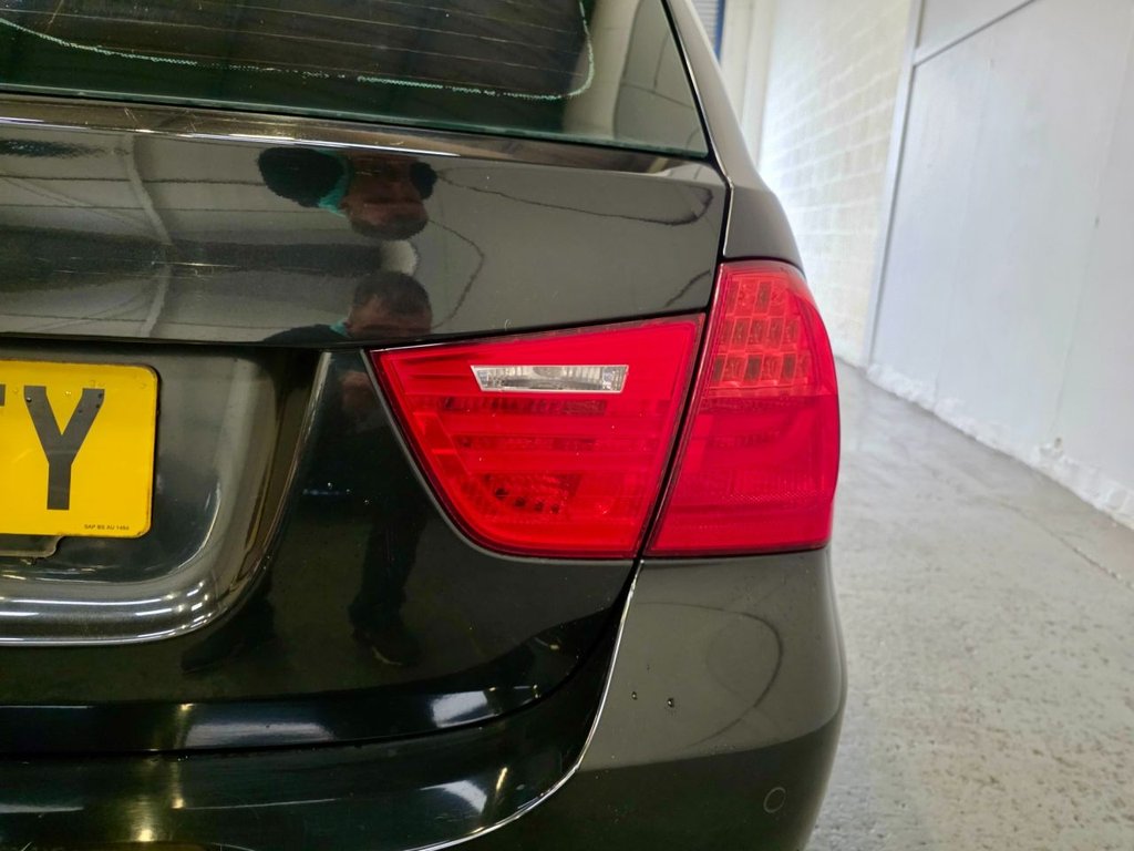 Used BMW 3 Series 2011 for sale - 76848239: Photo 40