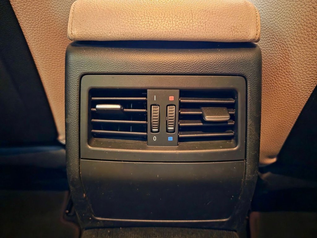 Used BMW 3 Series 2011 for sale - 76848239: Photo 47