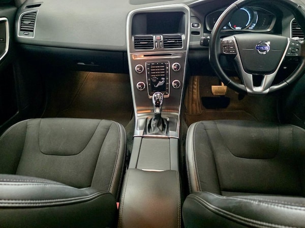 Used Volvo XC60 2015 for sale - 76248550: Photo 12