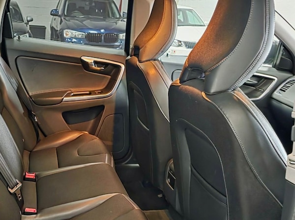 Used Volvo XC60 2015 for sale - 76248550: Photo 17
