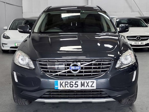Used Volvo XC60 2015 for sale - 76248550: Photo 2