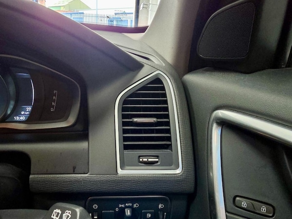 Used Volvo XC60 2015 for sale - 76248550: Photo 39
