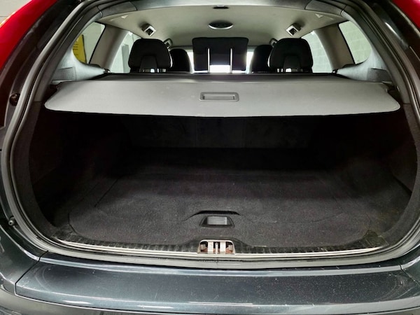Used Volvo XC60 2015 for sale - 76248550: Photo 50