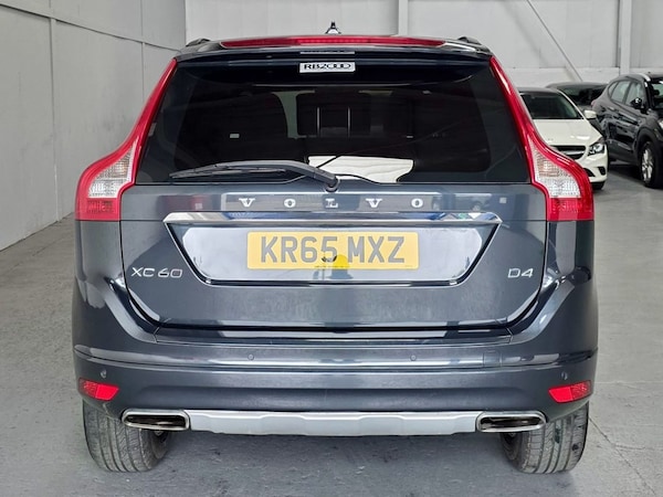 Used Volvo XC60 2015 for sale - 76248550: Photo 5
