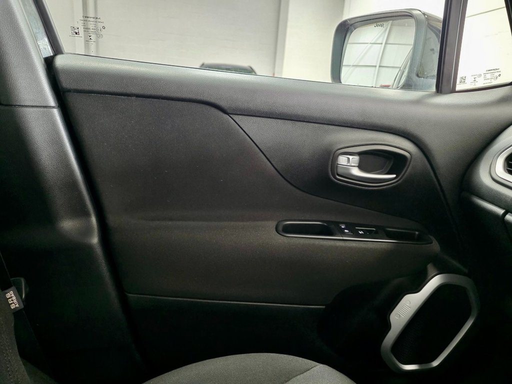 Used Jeep Renegade 2017 for sale - 76323319: Photo 31