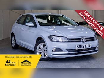 Used Volkswagen Polo 2018 for sale - 76500953: Photo