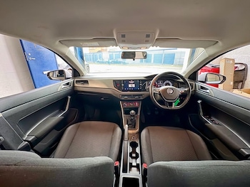 Used Volkswagen Polo 2018 for sale - 76500953: Photo