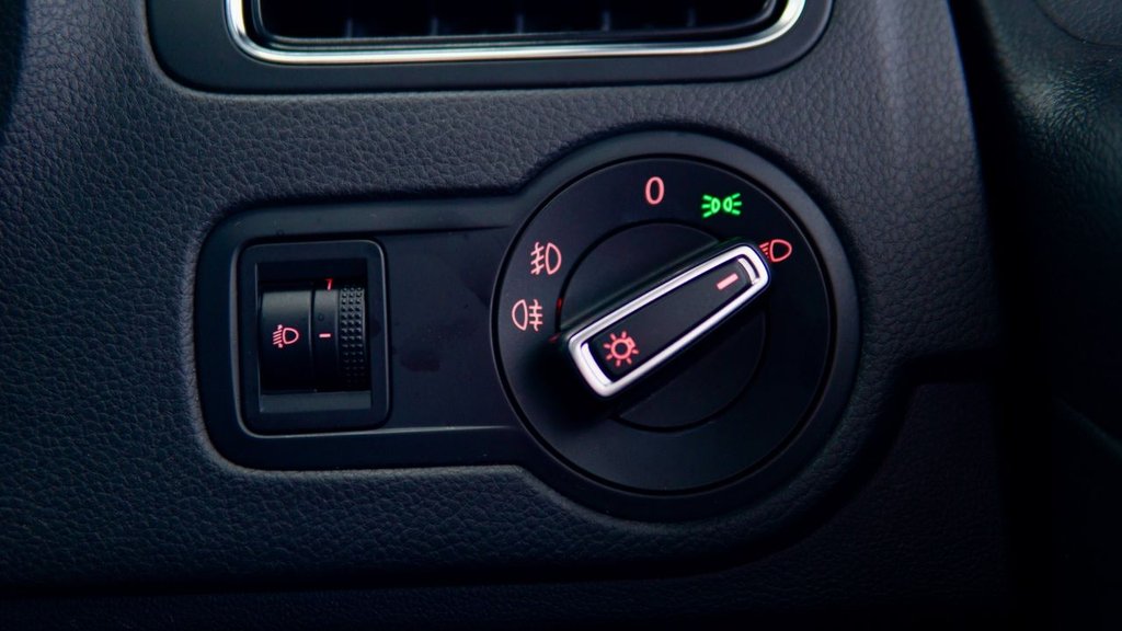 Used Volkswagen Polo 2016 for sale - 78016898: Photo 32