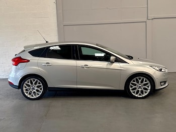 Used Ford Focus 2015 for sale - 75610448: Photo