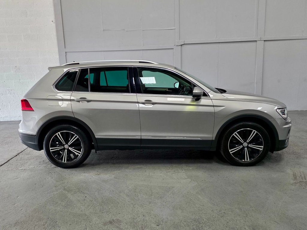 Used Volkswagen Tiguan 2018 for sale - 76333654: Photo 2