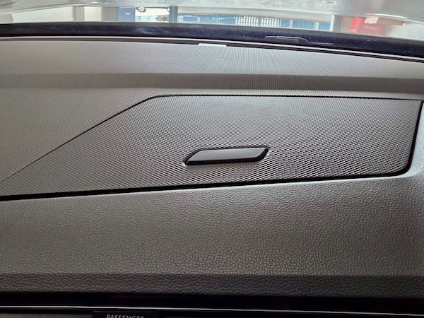 Used Volkswagen Tiguan 2018 for sale - 76333654: Photo 31