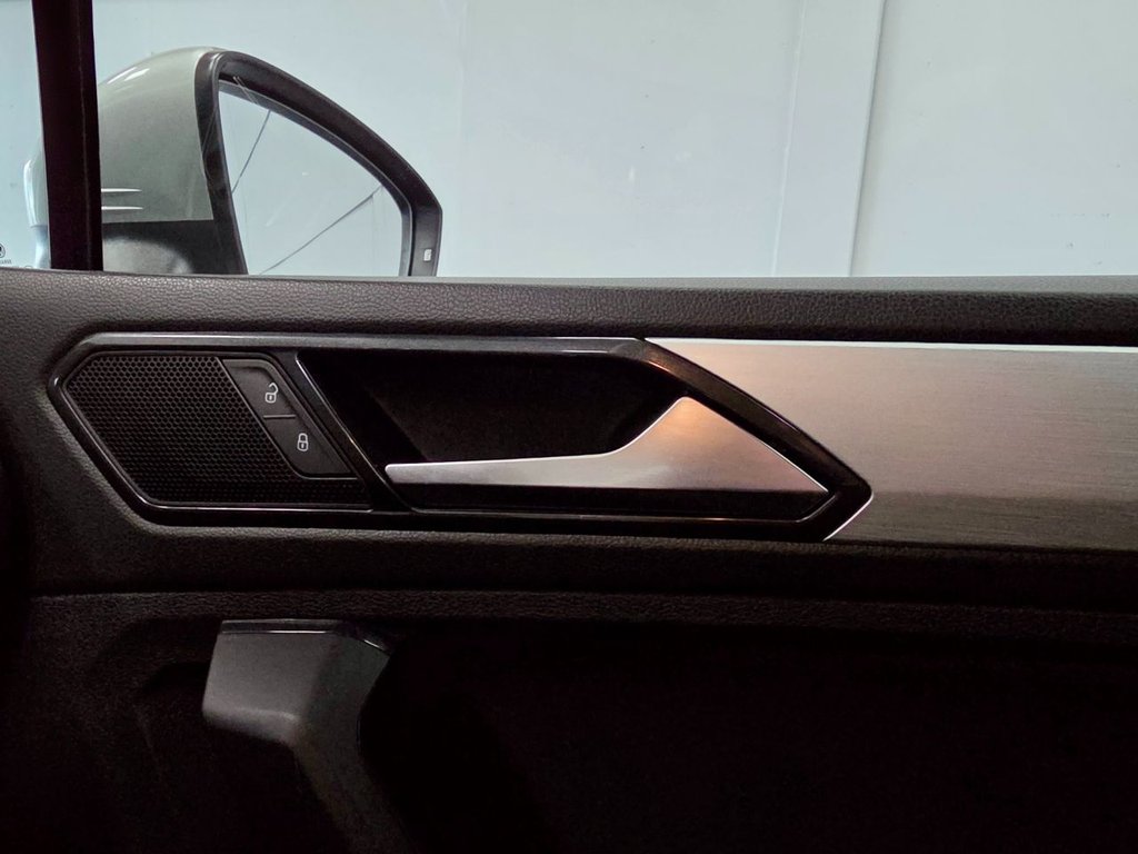 Used Volkswagen Tiguan 2018 for sale - 76333654: Photo 33