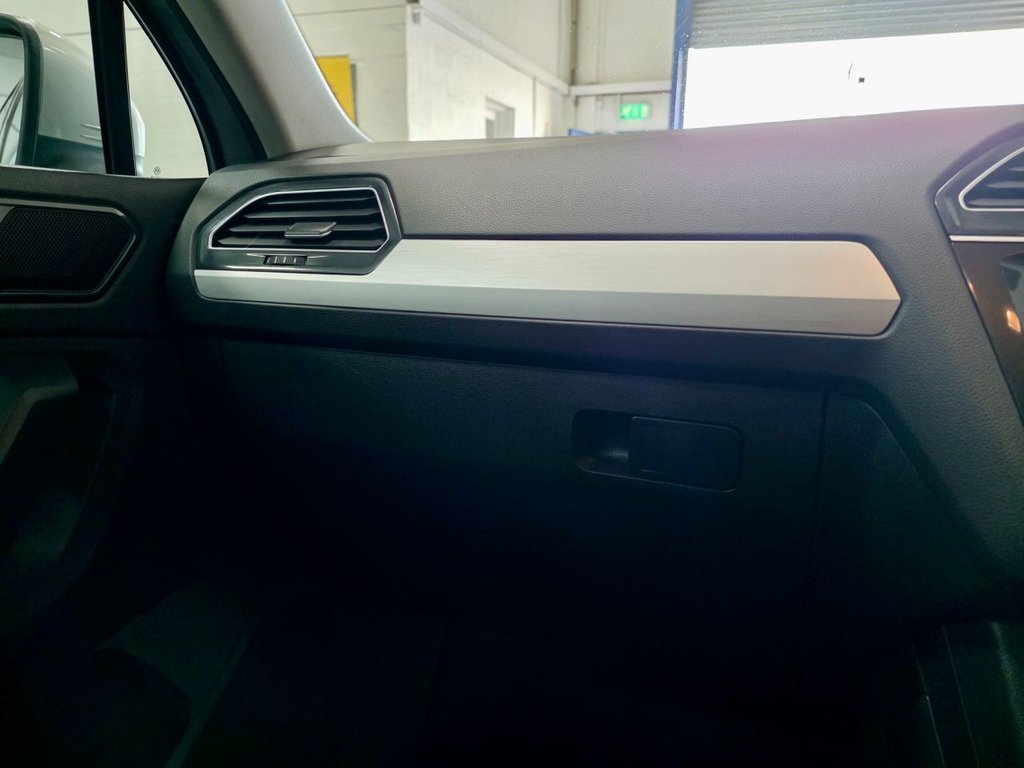 Used Volkswagen Tiguan 2018 for sale - 76333654: Photo 35