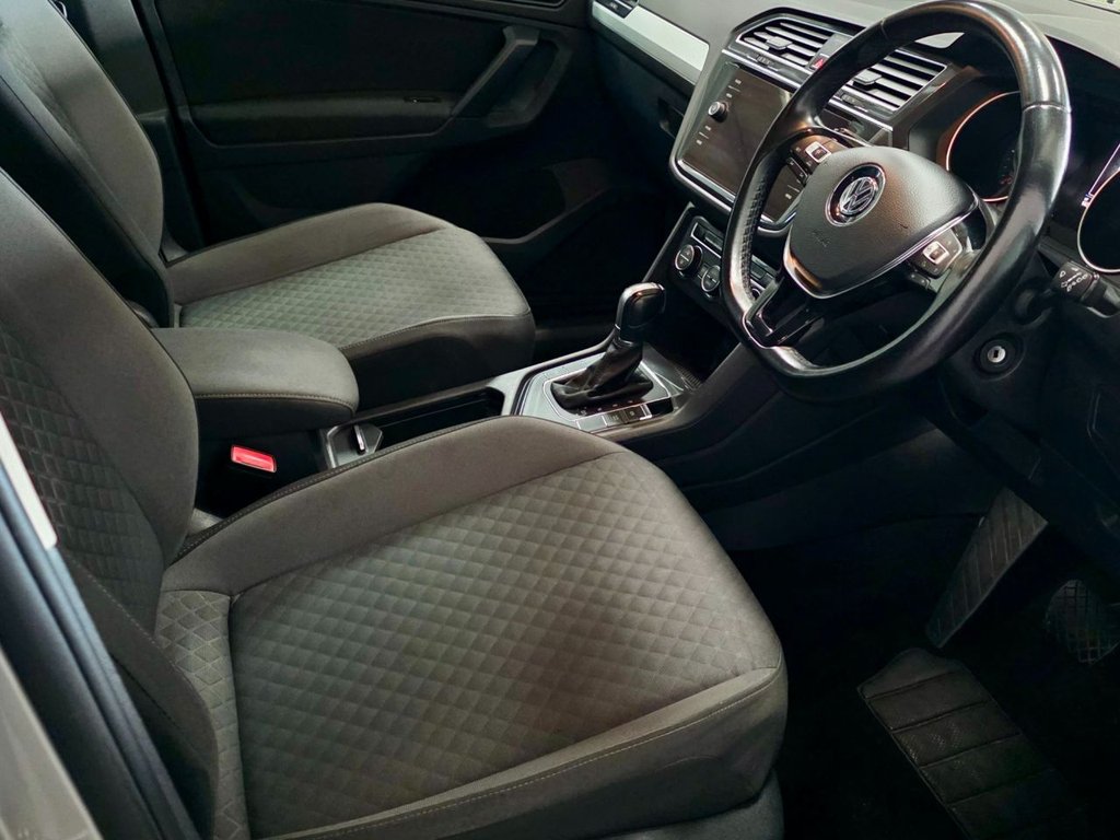 Used Volkswagen Tiguan 2018 for sale - 76333654: Photo 38