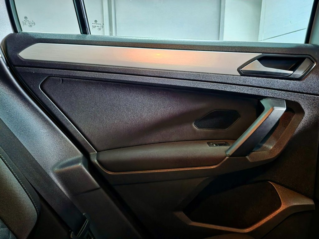 Used Volkswagen Tiguan 2018 for sale - 76333654: Photo 46