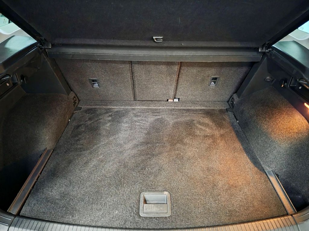 Used Volkswagen Tiguan 2018 for sale - 76333654: Photo 48