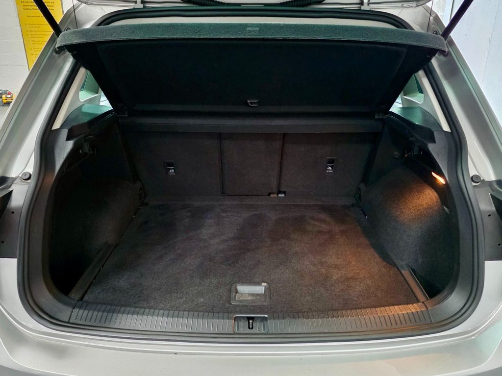 Used Volkswagen Tiguan 2018 for sale - 76333654: Photo 50