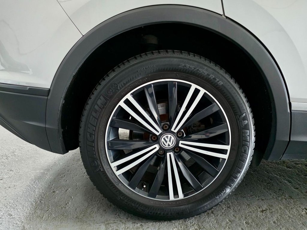 Used Volkswagen Tiguan 2018 for sale - 76333654: Photo 9