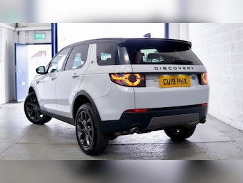 Used Land Rover Discovery Sport 2019 for sale - 78518466: Photo