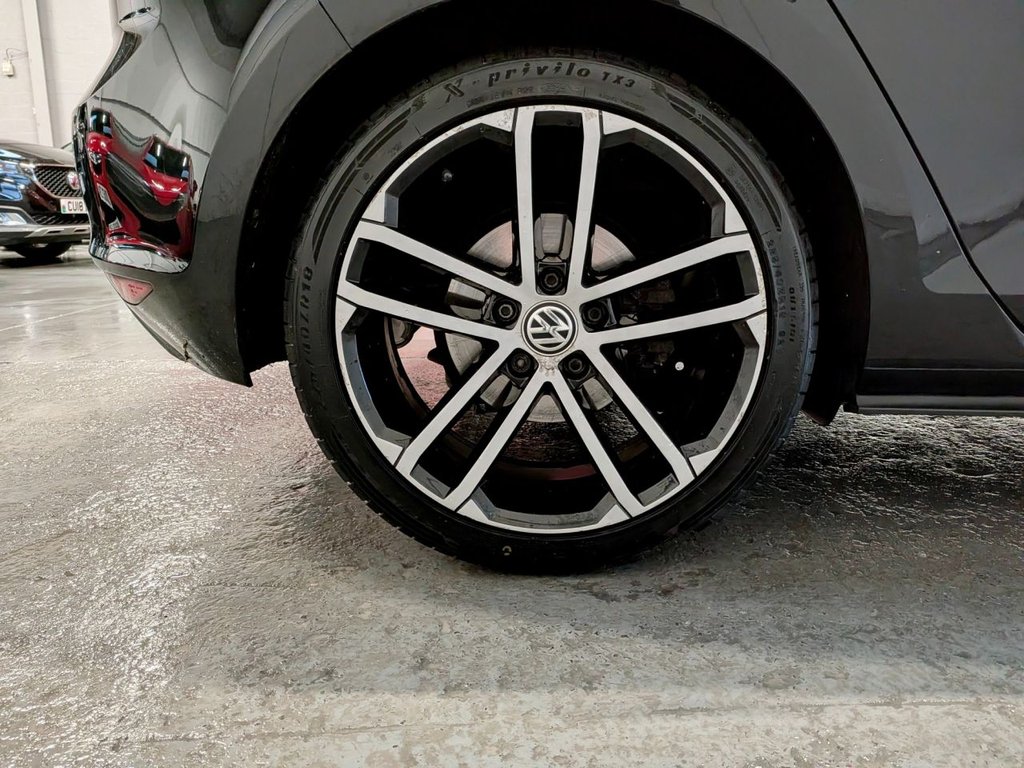 Used Volkswagen Golf 2017 for sale - 77636793: Photo 25